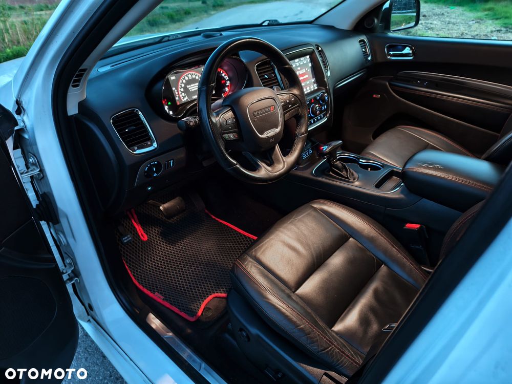 Dodge Durango - 32