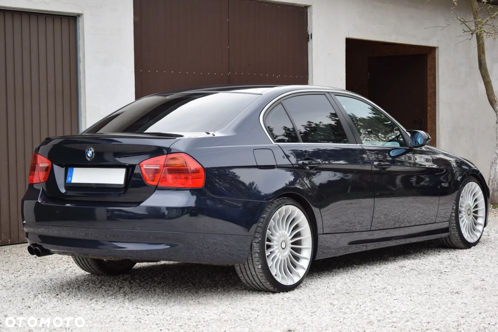 BMW Seria 3 325i - 7