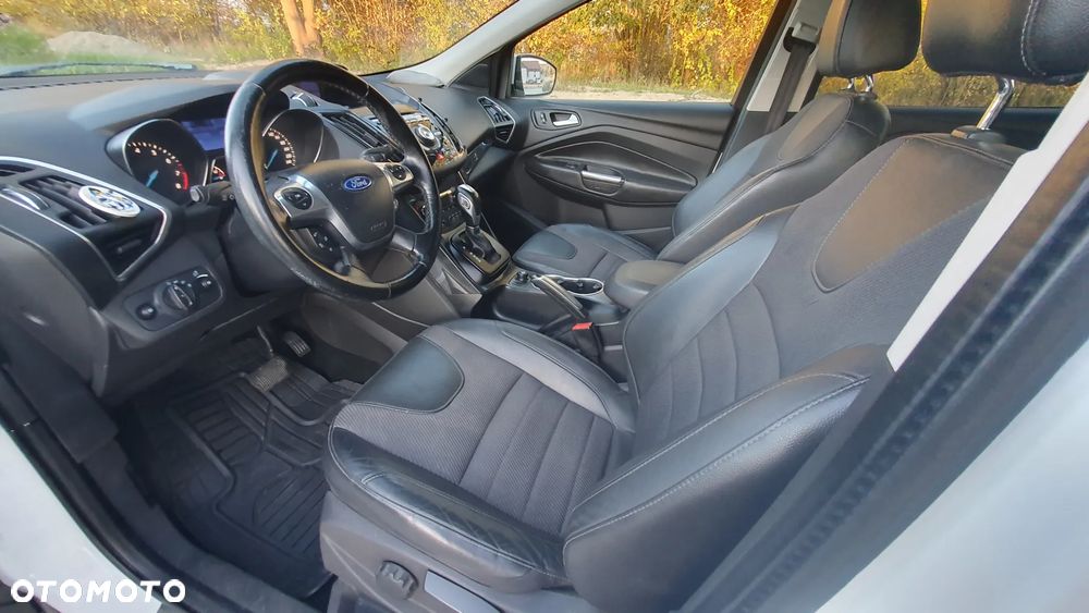 Ford Kuga - 13