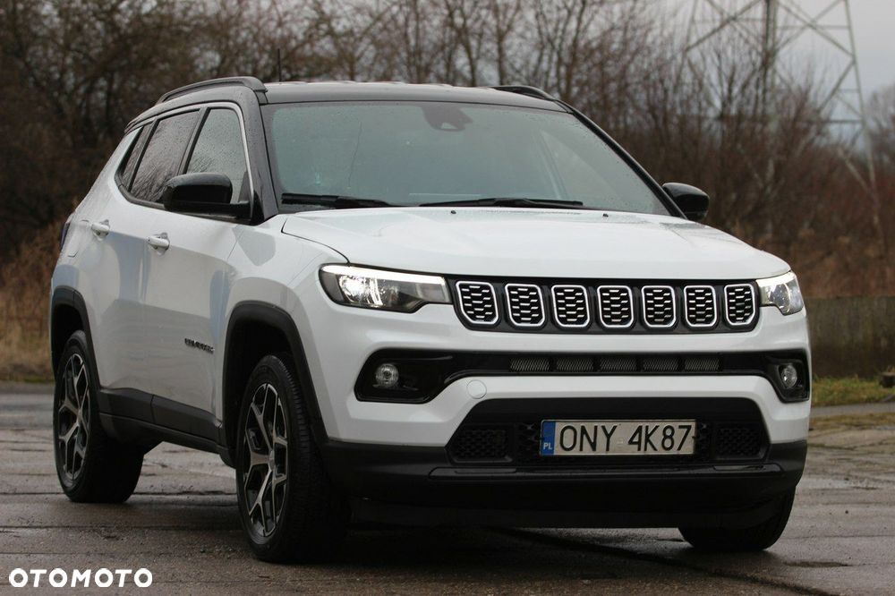 Jeep Compass - 24