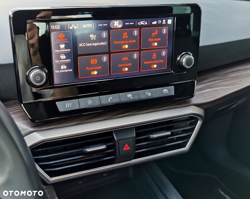 Seat Leon 1.5 eTSI Xcellence DSG - 12