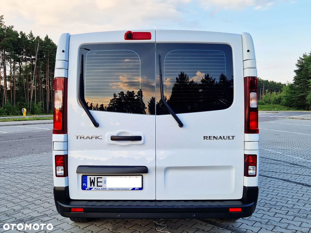Renault Trafic 2.0 dCi - 7