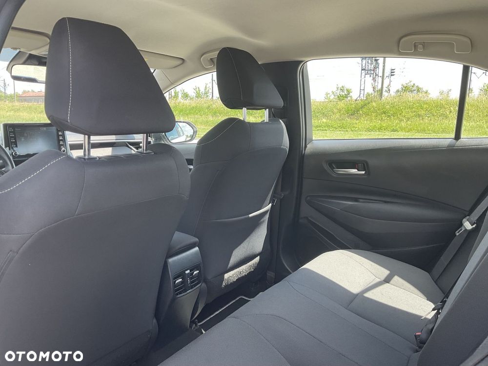 Toyota Corolla 1.8 Hybrid Comfort - 16