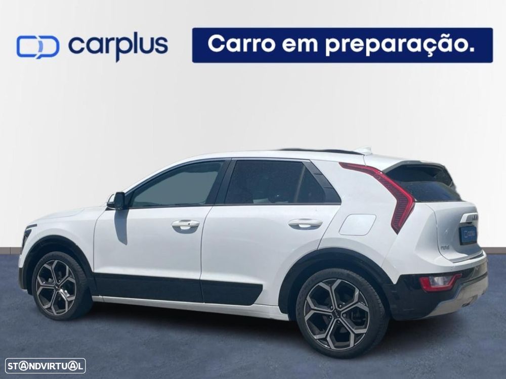 Kia Niro 1.6 GDi HEV Drive — fotografia 2
