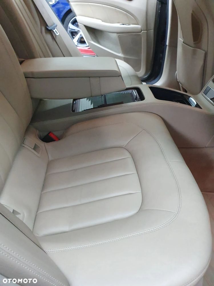 Mercedes-Benz CLS 500 BlueEFFICIENCY - 17