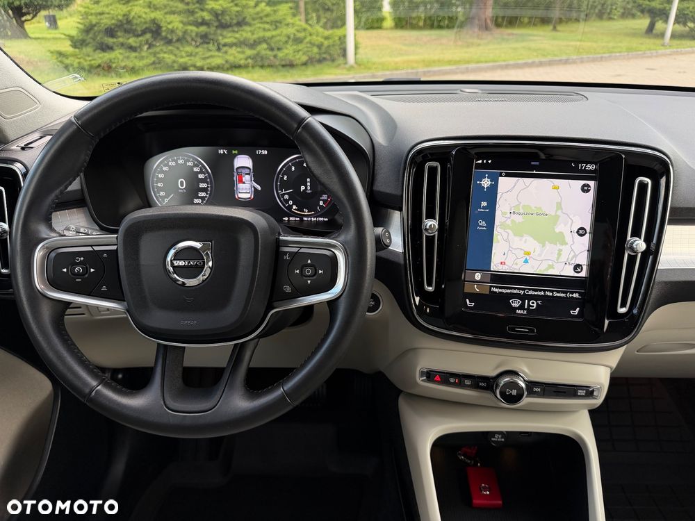 Volvo XC 40 T4 Geartronic Inscription - 34