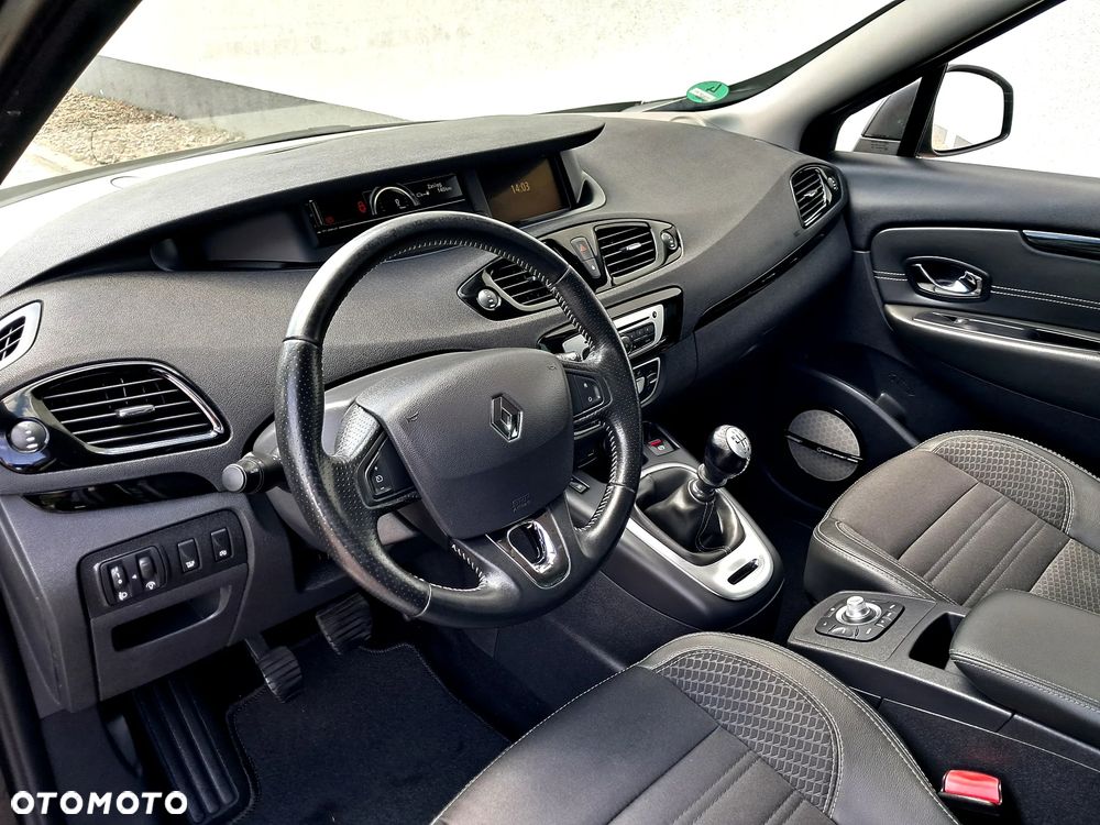 Renault Scenic Energy dCi 130 Start & Stop Bose Edition - 33