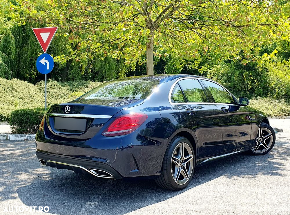 Mercedes-Benz C - 3
