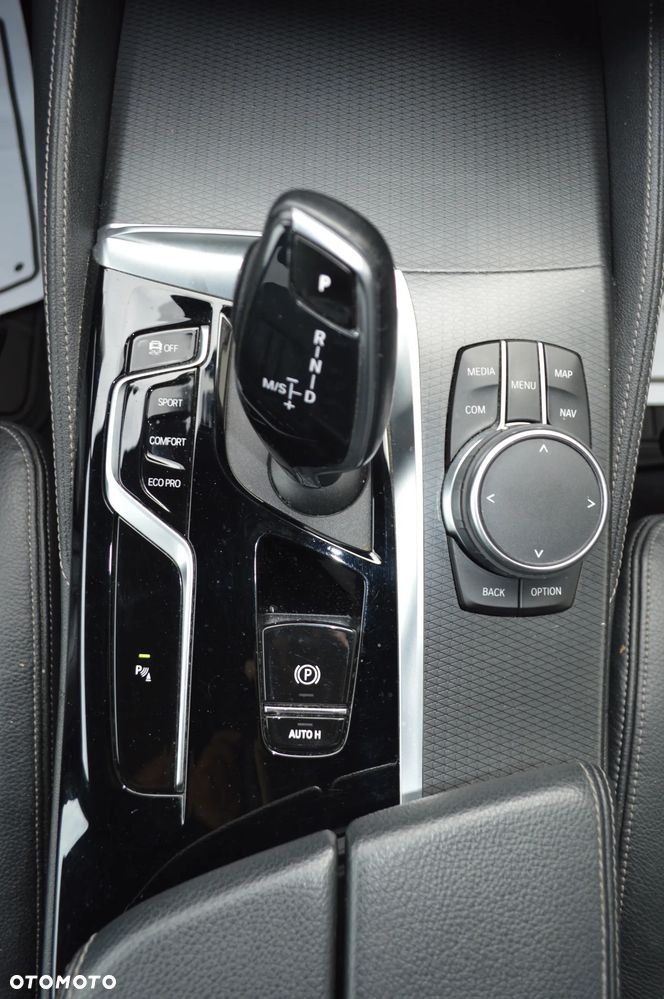 BMW Seria 5 520d MHEV Sport - 29