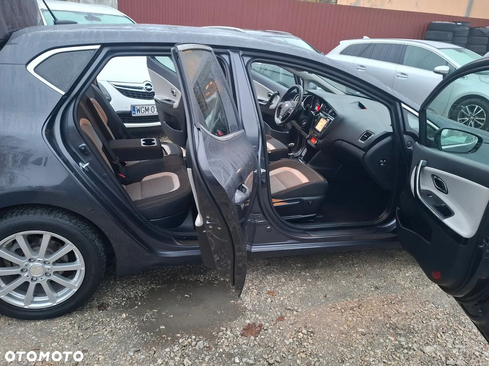 Kia Ceed - 15