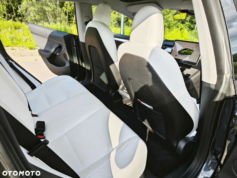 Tesla Model 3 Long Range AWD - 5