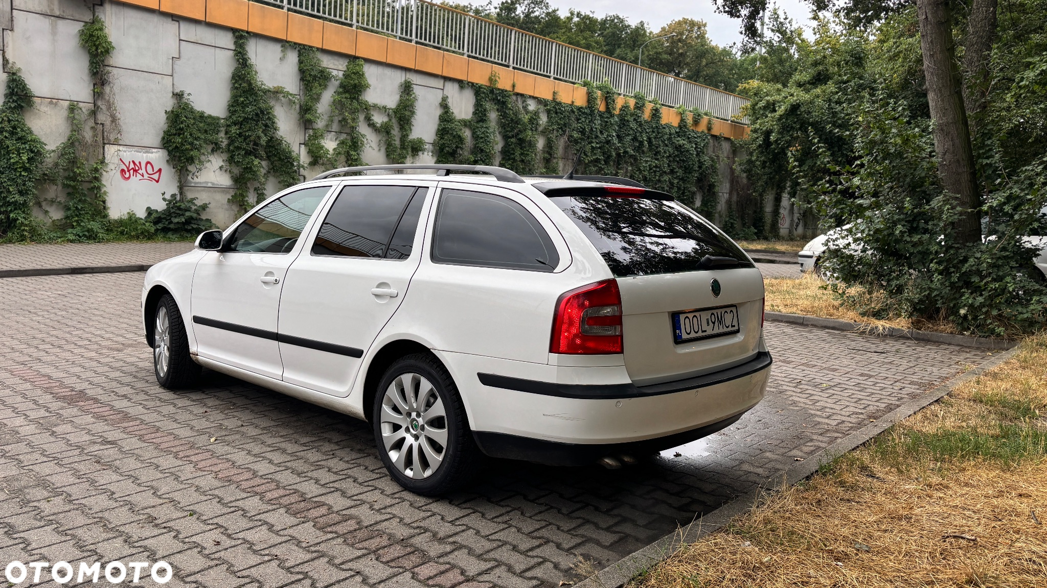 Skoda Octavia 2.0 TDI DPF DSG Elegance - 3