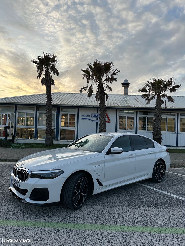 BMW 530 e Pack Desportivo M - 33