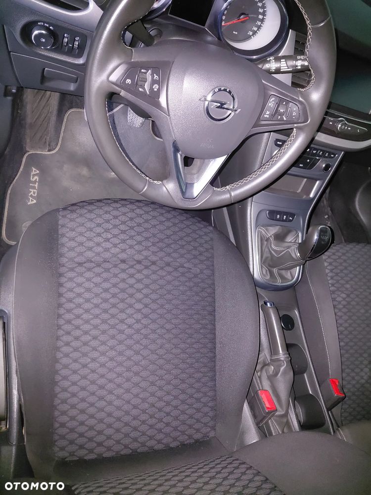 Opel Astra 1.6 CDTI Enjoy S&S - 32