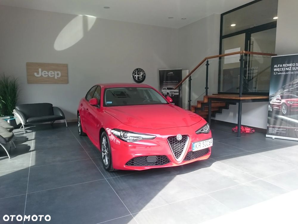 Alfa Romeo Giulia 2.0 Turbo Business - 2