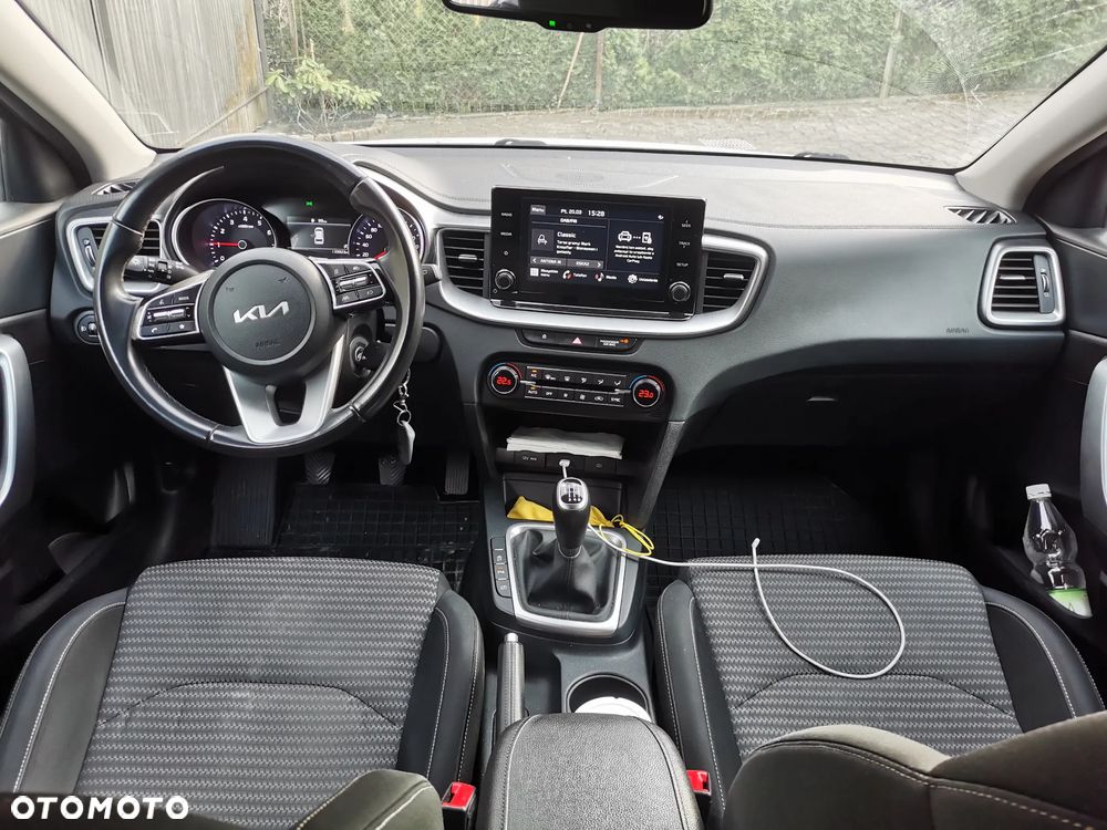 Kia Ceed 1.5 T-GDI M - 5