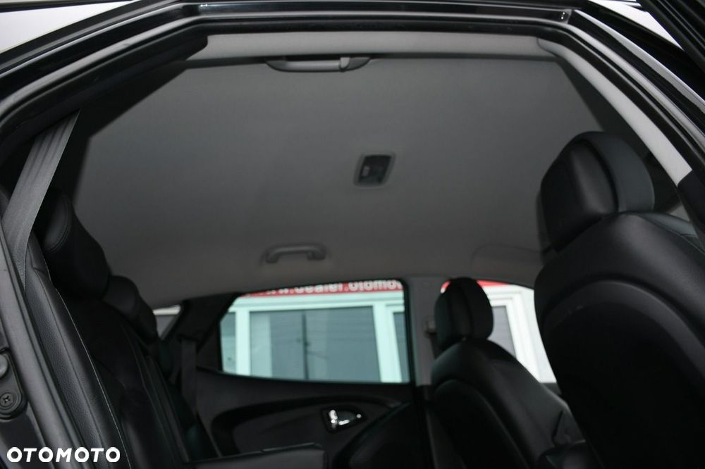 Hyundai ix35 2.0 CRDi Premium 2WD - 25
