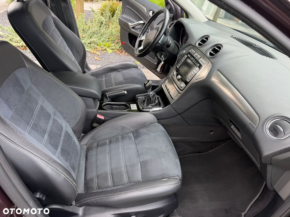 Ford Mondeo 2.0 TDCi Titanium - 15