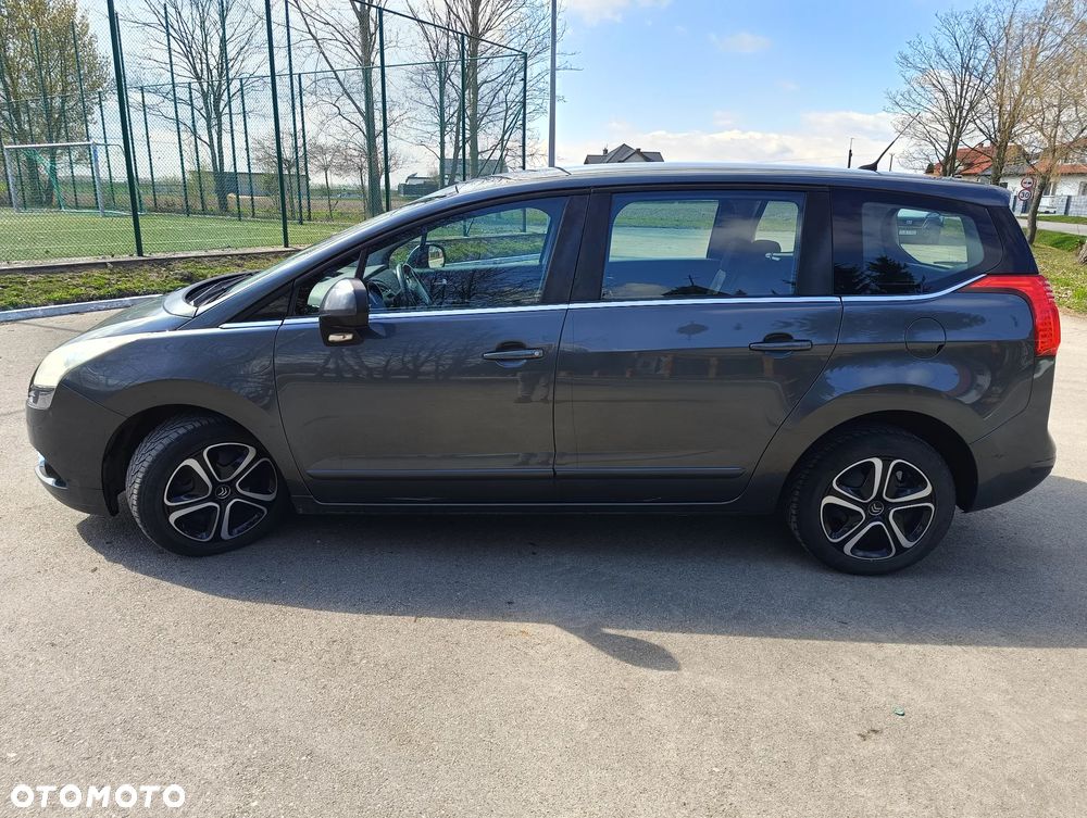 Peugeot 5008 1.6 HDi Premium - 6