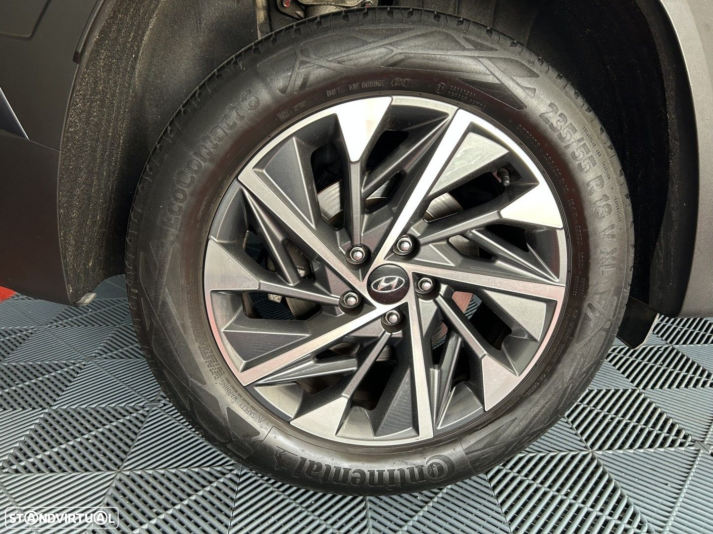 Hyundai Tucson 1.6 CRDi Premium - 16