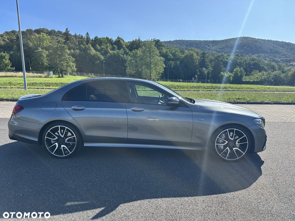 Mercedes-Benz Klasa E - 4