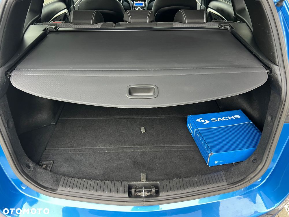 Hyundai i30 1.6 CRDi BlueDrive Premium DCT - 8