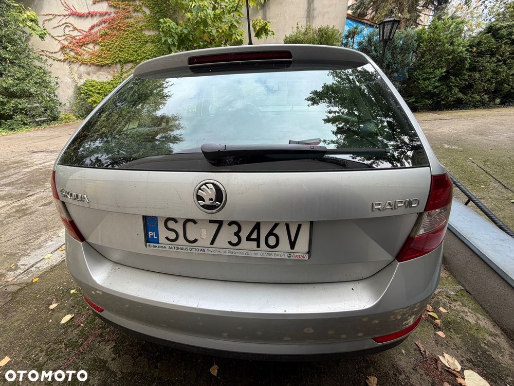 Skoda RAPID 1.2 Active - 4
