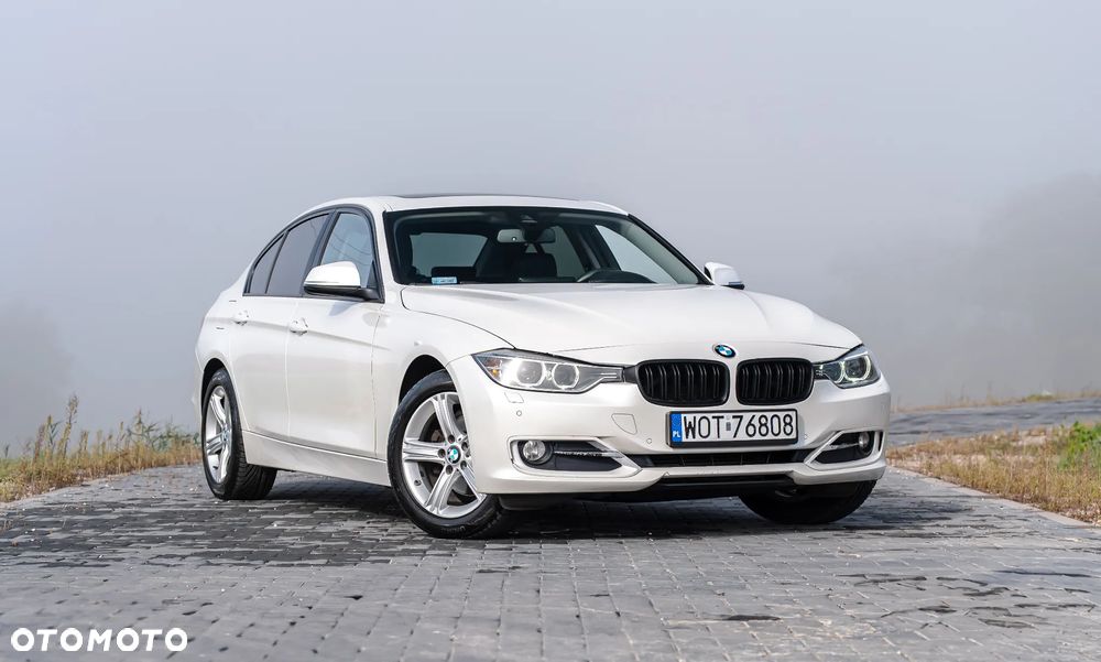 BMW Seria 3 320d Luxury Line - 7