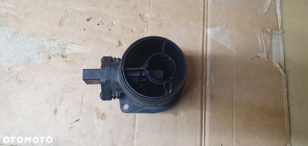 Przepływomierz powietrza VW Passat B6 2.0 TDI 074906461B - 5