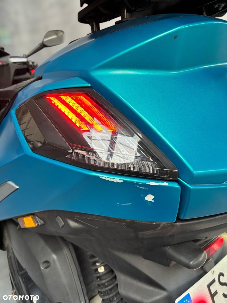 Peugeot Metropolis - 19