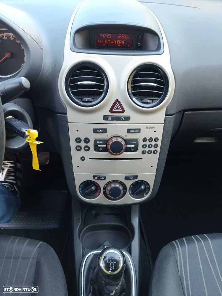 Opel Corsa 1.3 CDTi Enjoy - 7