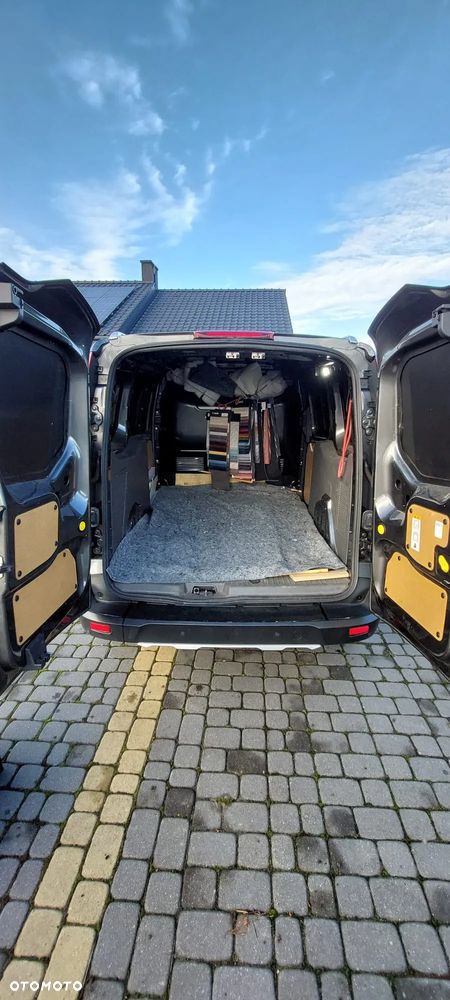Ford Transit Connect - 10