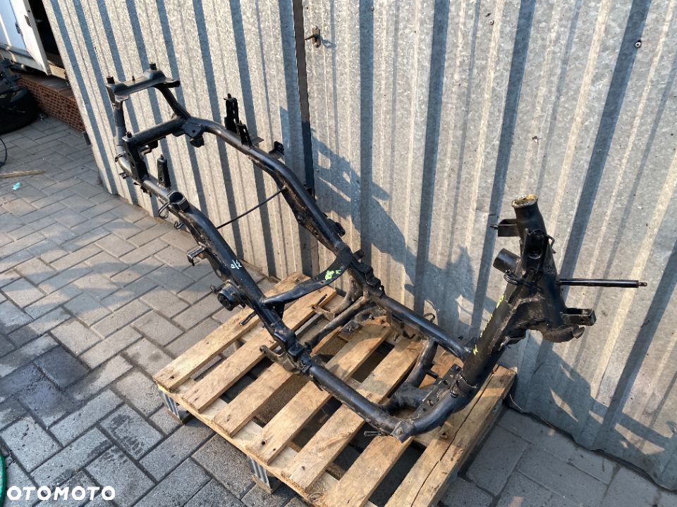 Rama dokumenty Sym VS 125 2009r. - 4