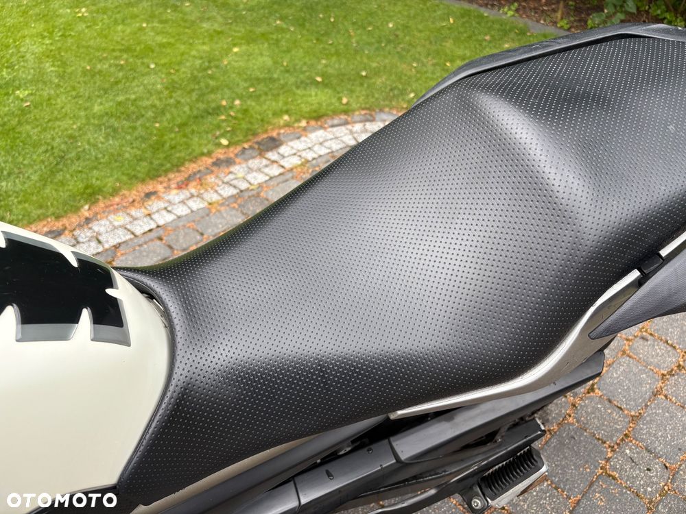Yamaha XJ - 5