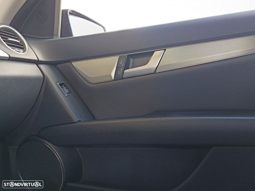 Mercedes-Benz C 220 CDi Avantgarde BE Aut. - 31