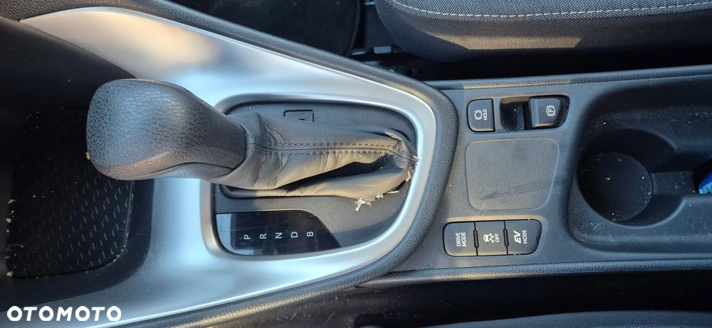 Toyota Yaris Hybrid 1.5 Executive - 23