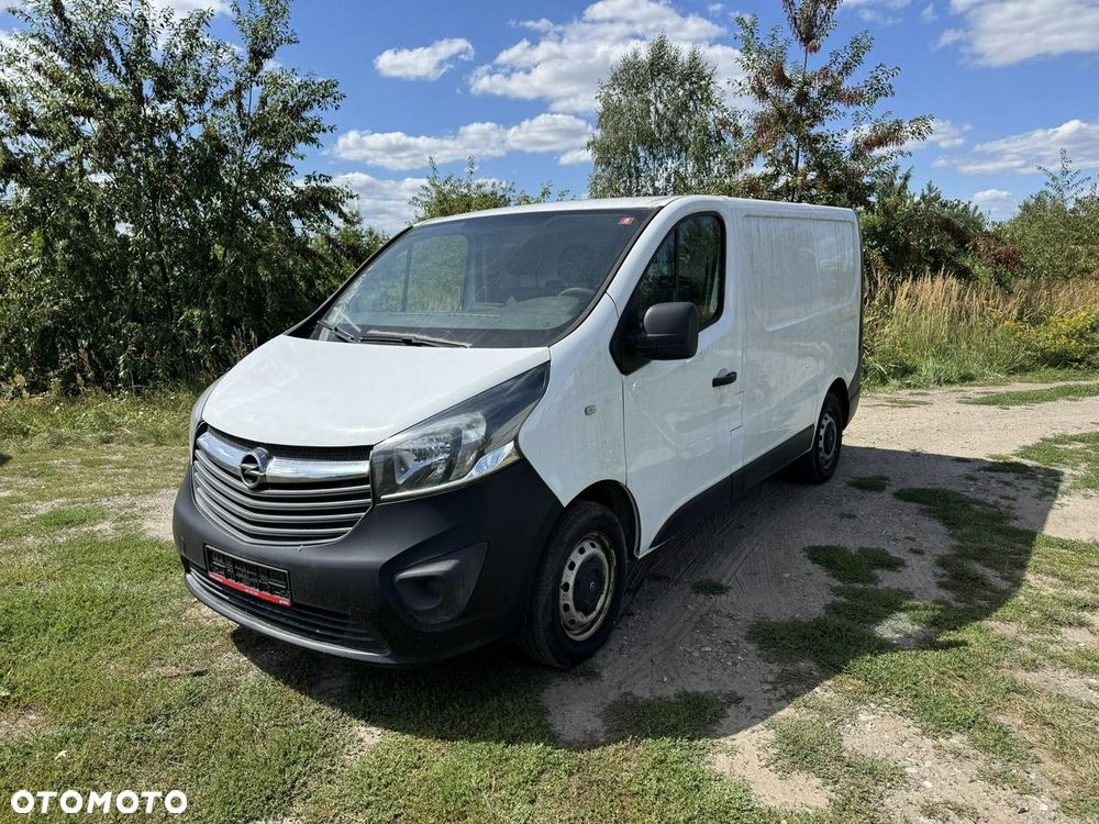 Opel Vivaro - 1