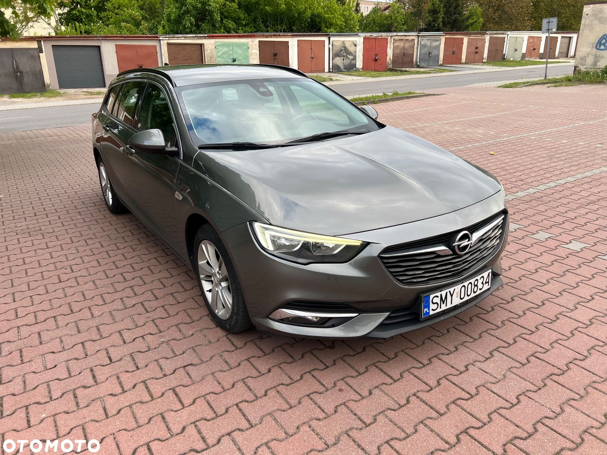 Opel Insignia Sports Tourer 2.0 Diesel Exclusive - 1