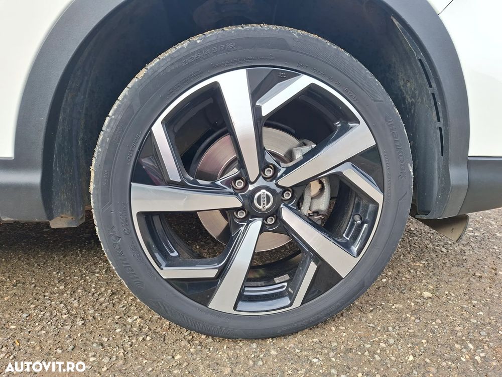Nissan Qashqai 1.3 l MHEV X-Tronic Tekna - 12