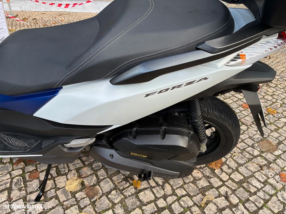 Honda Forza - 10
