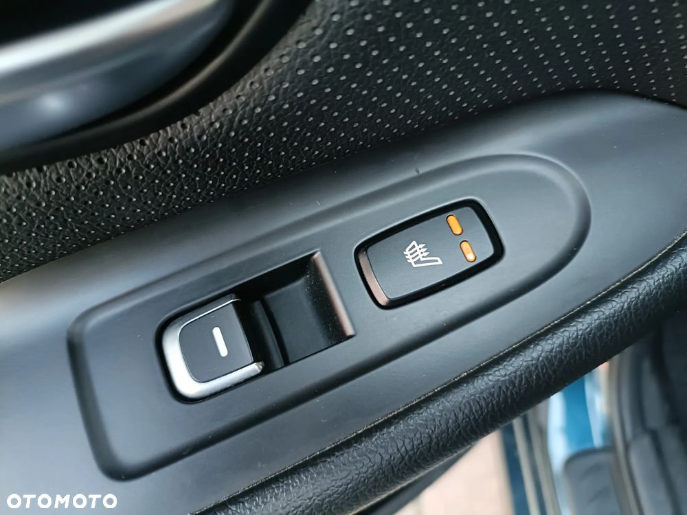 Kia Carens 2.0 GDI L - 27