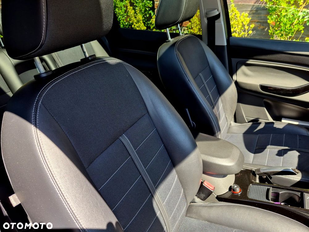 Ford Kuga 2.0 TDCi Titanium - 33