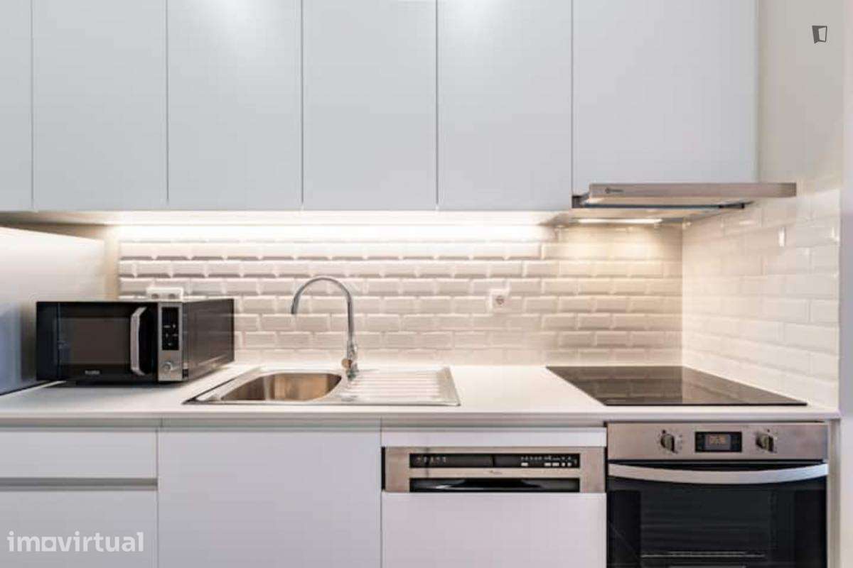 Apartamento com 1 quartos - localizado em Santo Ildefonso Porto - Grande imagem: 4/21