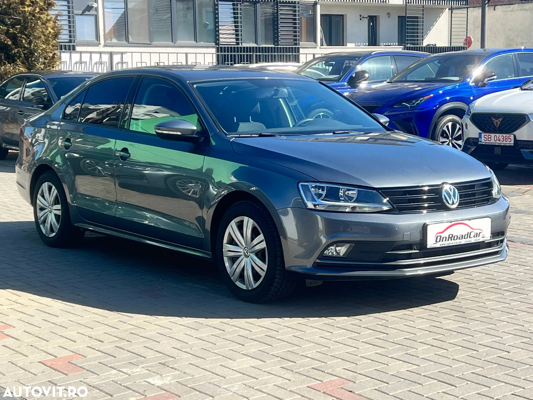 Volkswagen Jetta 1.2 TSI Trendline - 2