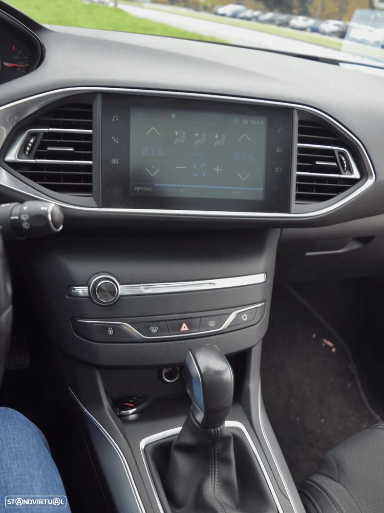 Peugeot 308 1.6 BlueHDi Allure J17 EAT6 - 13