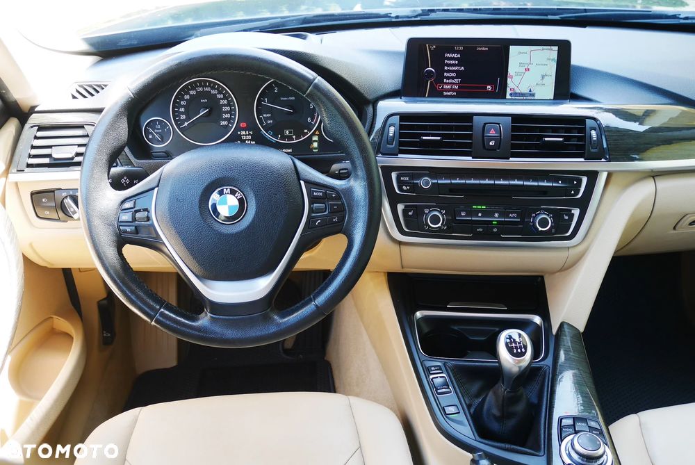 BMW Seria 3 318d Luxury Line - 18