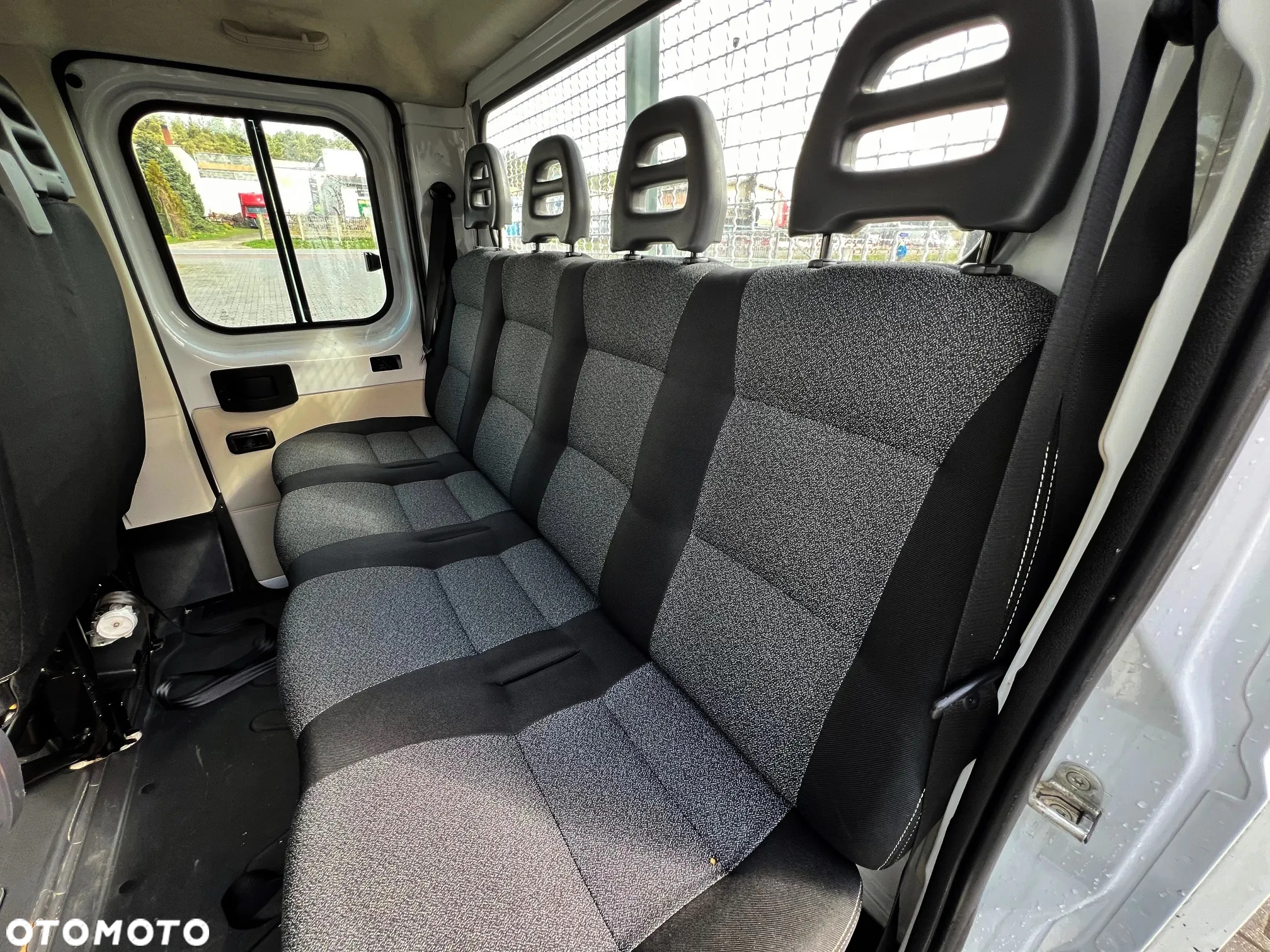 Fiat Ducato Brygadówka Doka 7-miejsc + Skrzynia - 15