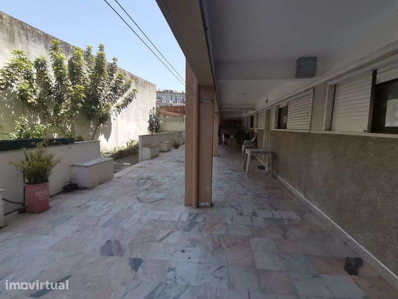 Apartamento t2 rc.  Agualva Cacém.. - Grande imagem: 2/8