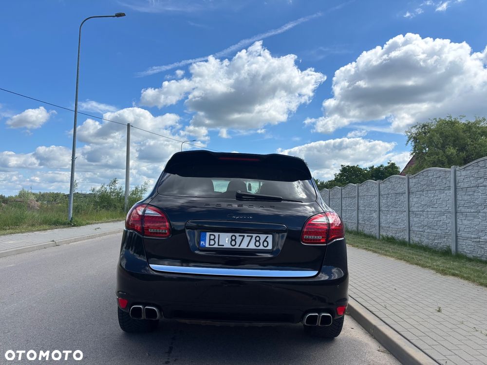 Porsche Cayenne Diesel Platinum Edition - 4