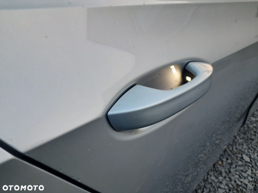 Volkswagen Golf 2.0 TDI Life - 12